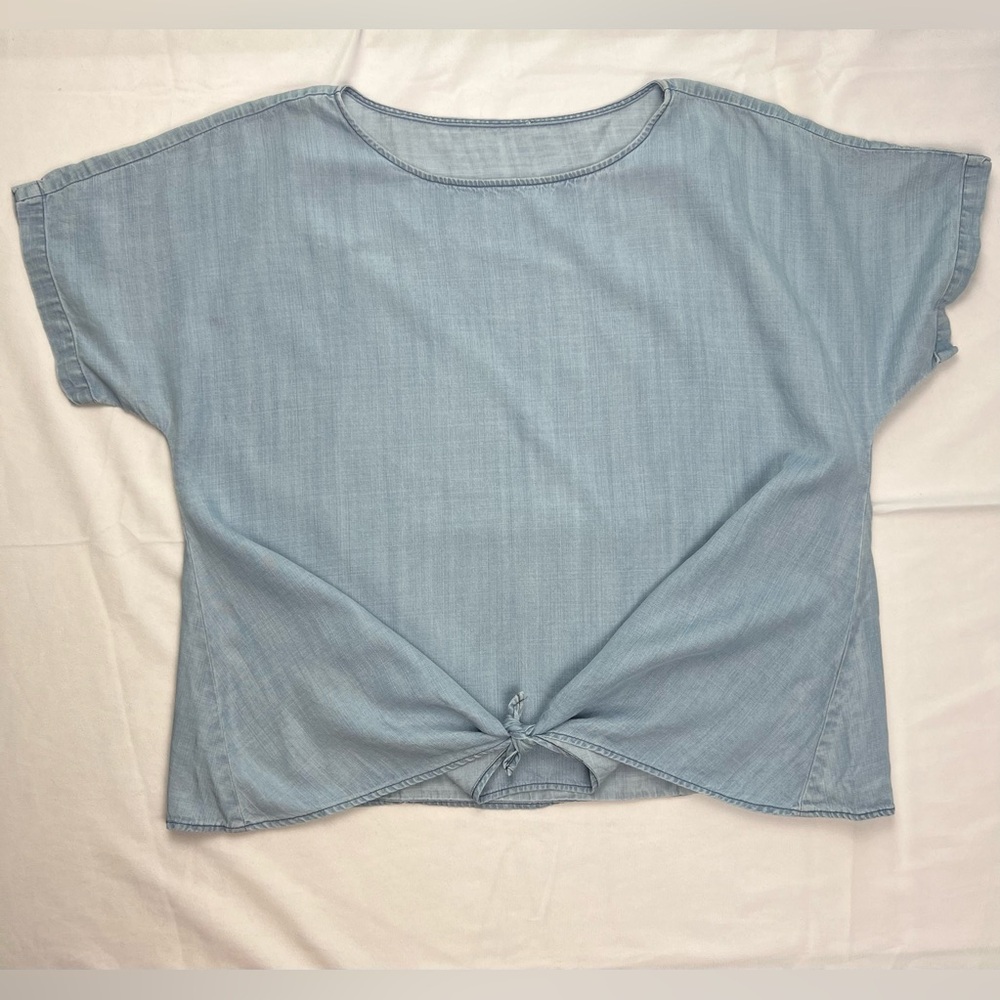 Ann Taylor Light Chambray Blue Tie‑Front Top | Size Large